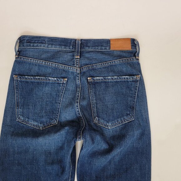 COH Liya High Rise Classic Fit Distressed Crop Cut off Hem Jean - Picture 4 of 11